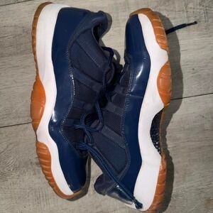 Jordan 11 Retro Low navy trainers. Men Size US 11.5